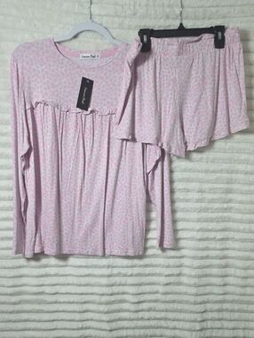 0290 Emerson‎ Road Pink Leopard Print Pajama Top & Shorts Set
